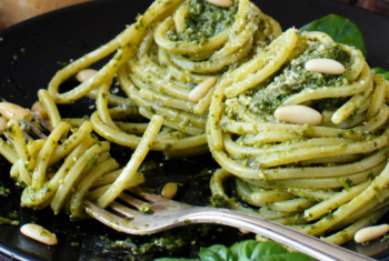 creamy avocado and spinach pasta